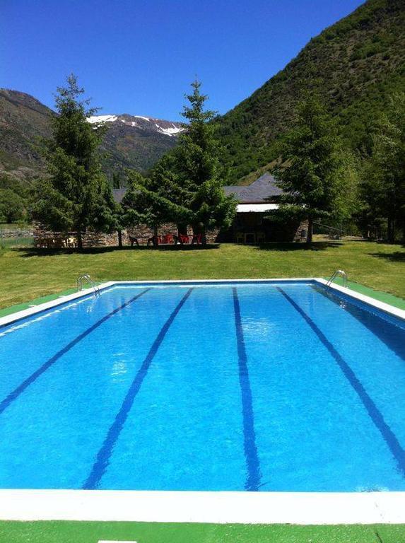 Apartaments Vall Ferrera Areu エクステリア 写真